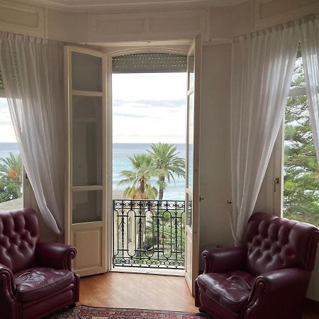 Regina Sur La Plage Menton Exterior foto