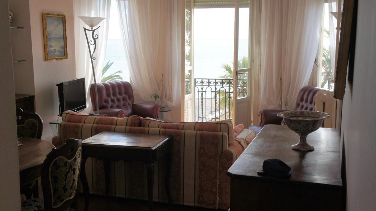 Regina Sur La Plage Menton Exterior foto